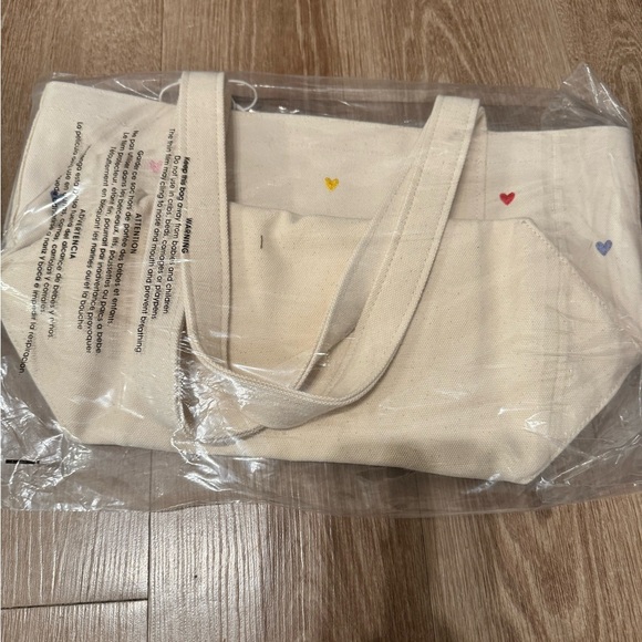 *RARE* Baggu Small Heavyweight Canvas Tote Bag in Embroidered Hearts - Picture 4 of 4